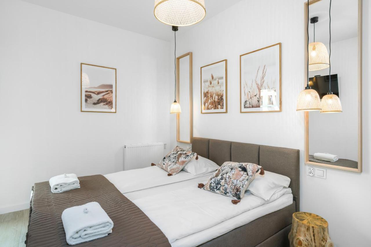 Apartments Na Podgorniku By Renters Prestige Познан Екстериор снимка