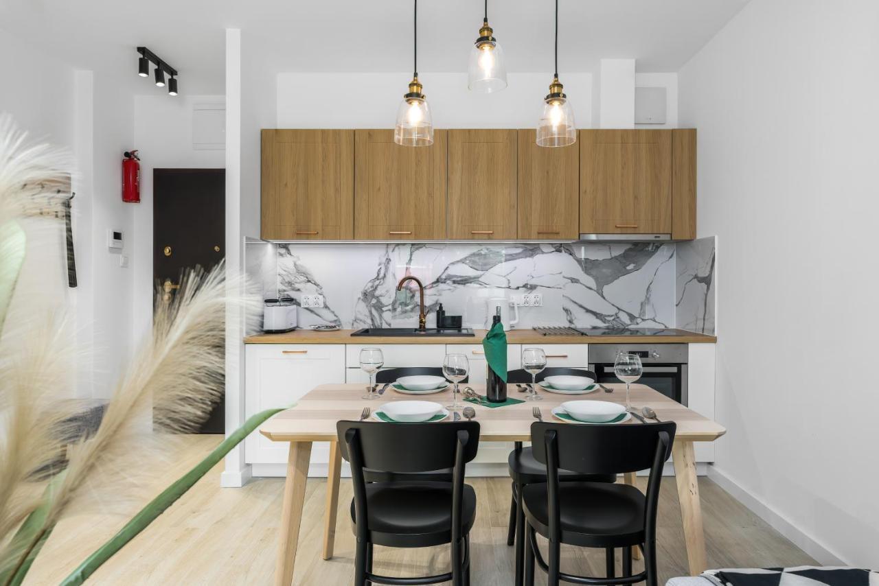 Apartments Na Podgorniku By Renters Prestige Познан Екстериор снимка
