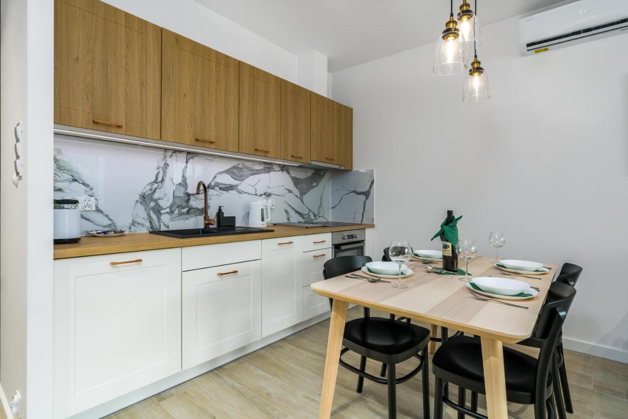 Apartments Na Podgorniku By Renters Prestige Познан Екстериор снимка